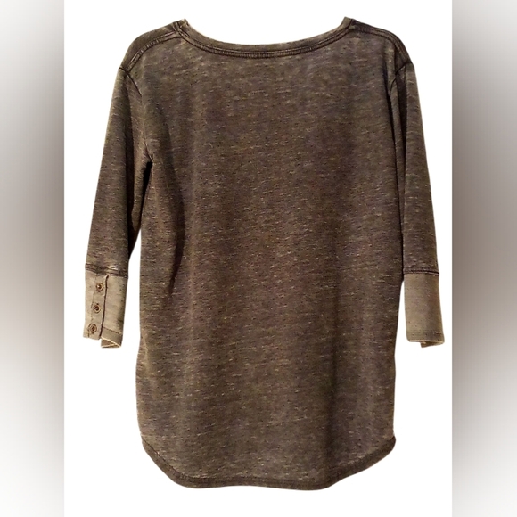 Jane & Delaney - NWT - Gray Blouse, Round Neck, Buttons On Cuffs & Both... - Picture 2 of 9